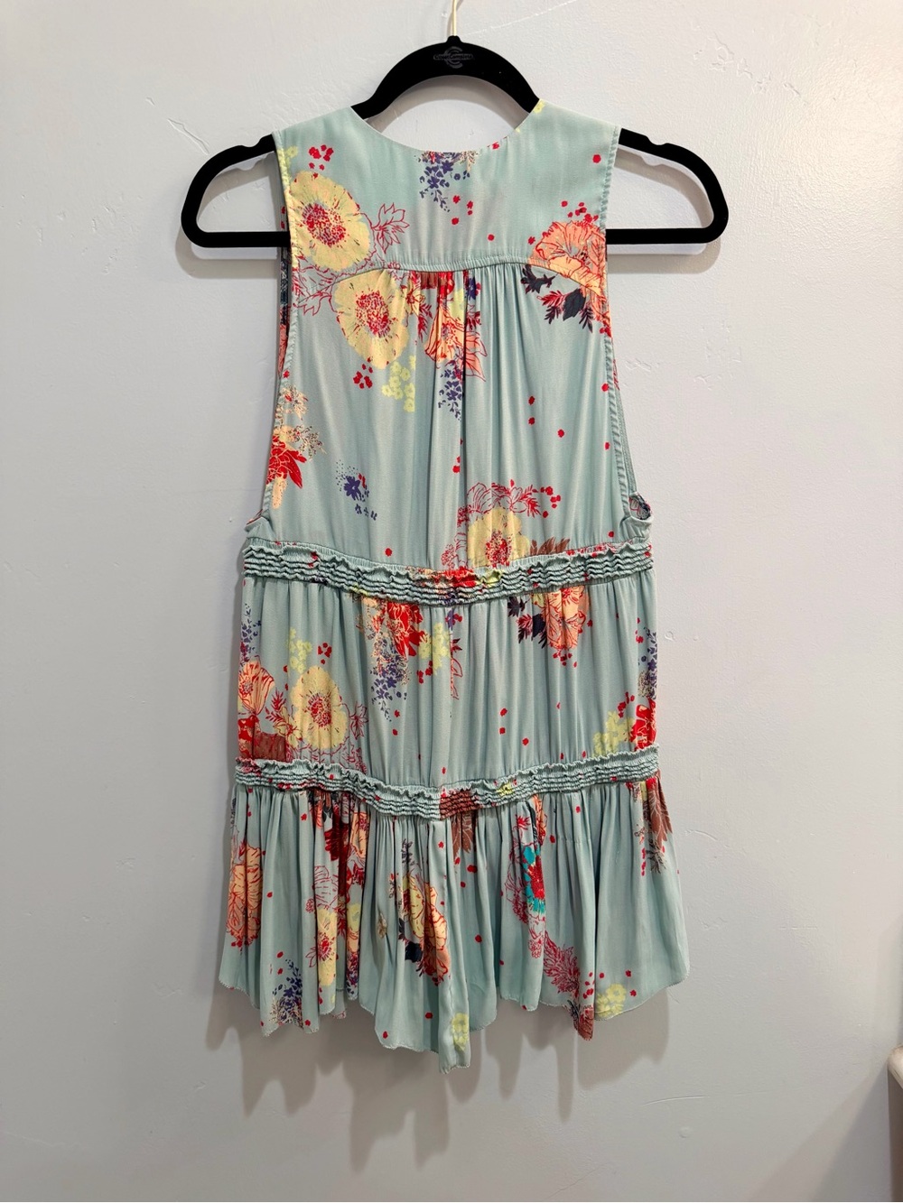 Free People Blue Haze Floral Sleeveless Tiered Tunic Blouse Tank Top V-Neck Sz S - Picture 6 of 11